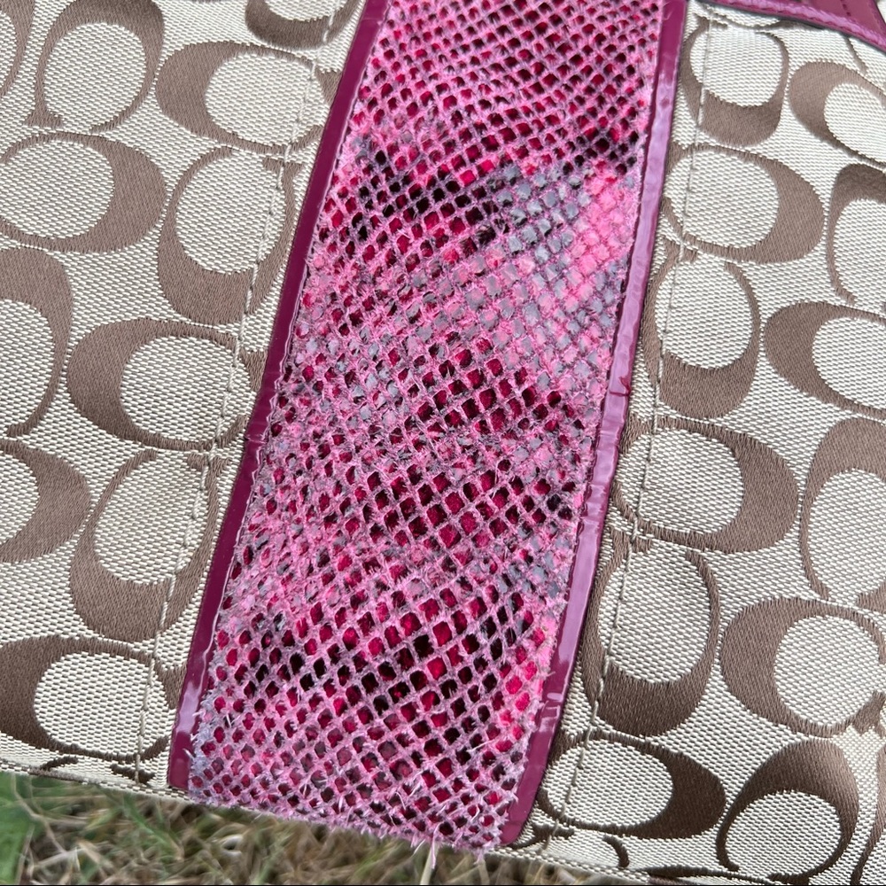 Coach Python Stripe Khaki & Raspberry Purse F25706 - image 7